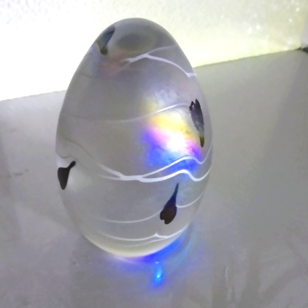 Vintage hand blown iridized art glass paperweight